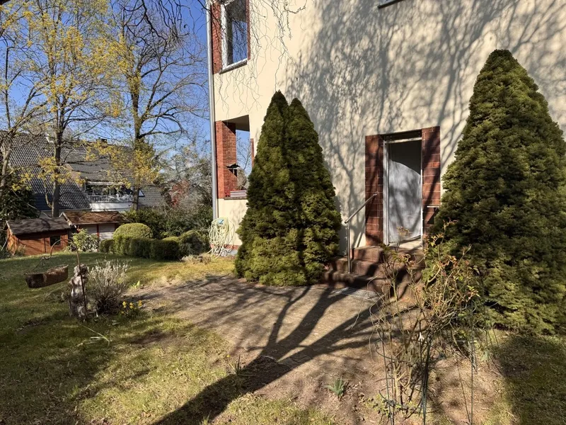 Ruhige, helle 3-Zimmerwohnung mit Loggia und eigenem Garten — photo 1